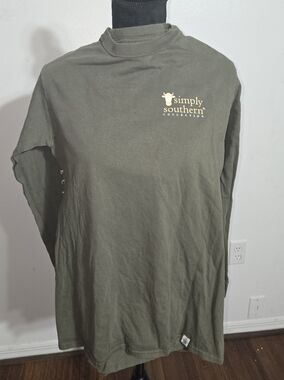 Simply Southern Women's Olive Green Long-Sleeve Tee